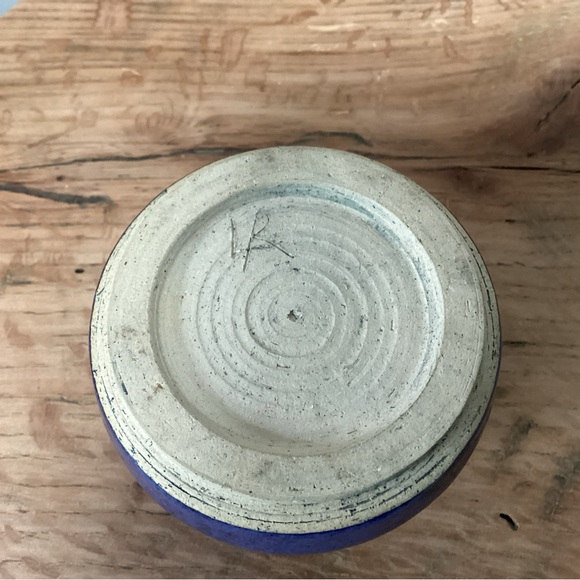 🔵 Beautiful Handmade Ceramic Piece in Deep Blue Colors by “LR” - Many Uses - Picture 8 of 11